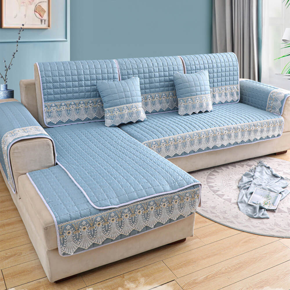 Luxuriöse Gestepfte Spitzenstickerei Rutschfester Sofabezug
