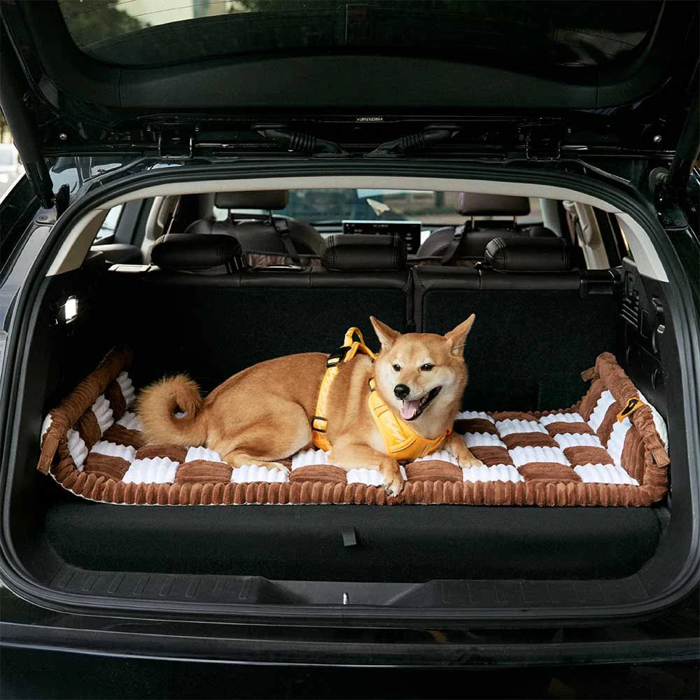 Gemütliche Karo-Rutschfeste Hundebettmatte für Sitzverlängerung im Auto