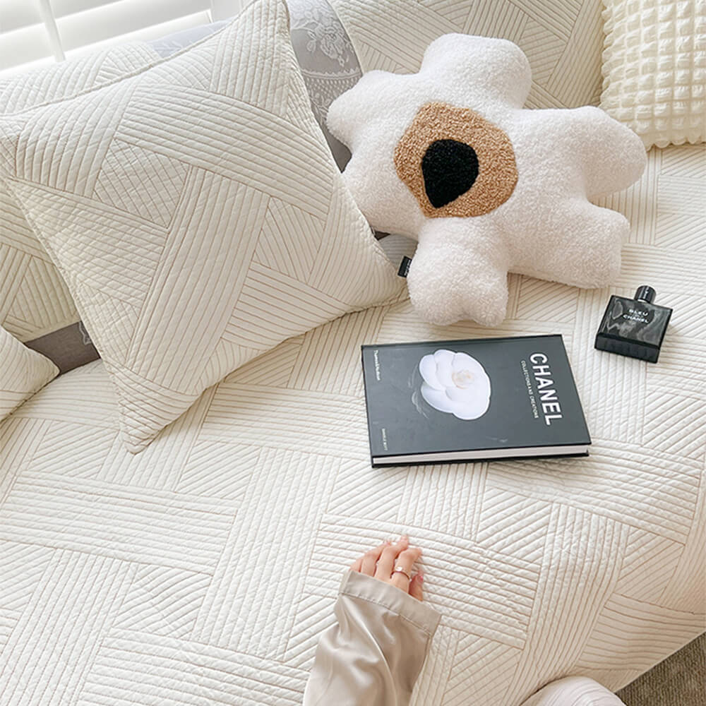 Minimalistischer Ganzjähriger Einfarbiger Baumwoll-Quilt mit geometrischem Muster Rutschfester Couch-Abdeckung