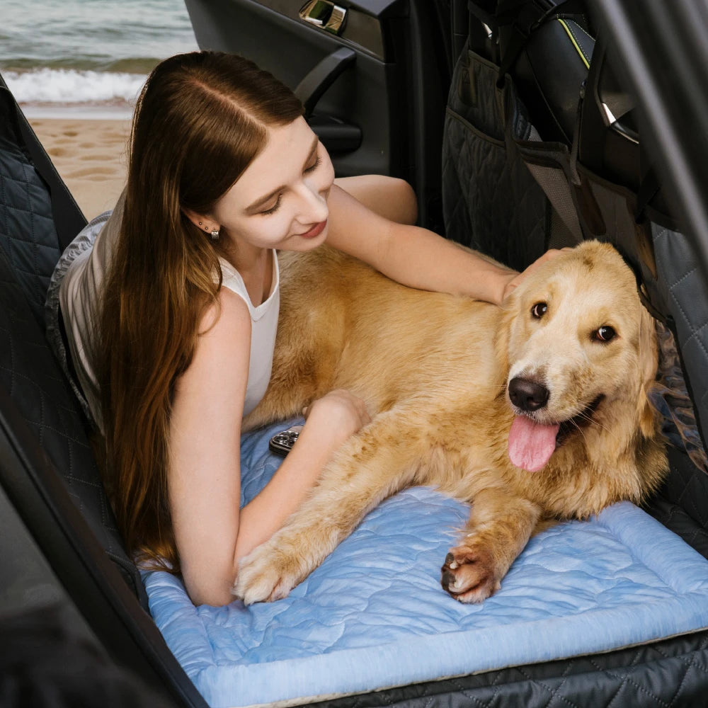 Kühlmatte für Hunde für erfrischenden Liegekomfort – Chill Nest