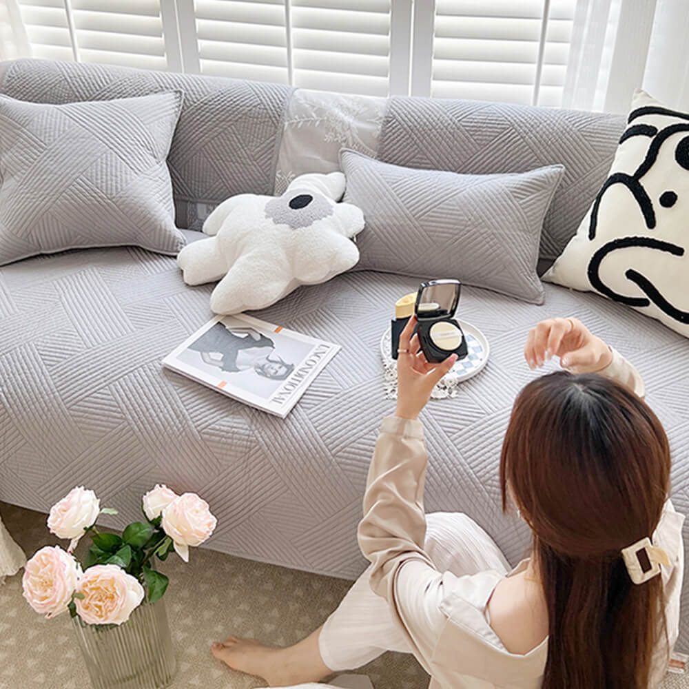 Minimalistischer Ganzjähriger Einfarbiger Baumwoll-Quilt mit geometrischem Muster Rutschfester Couch-Abdeckung