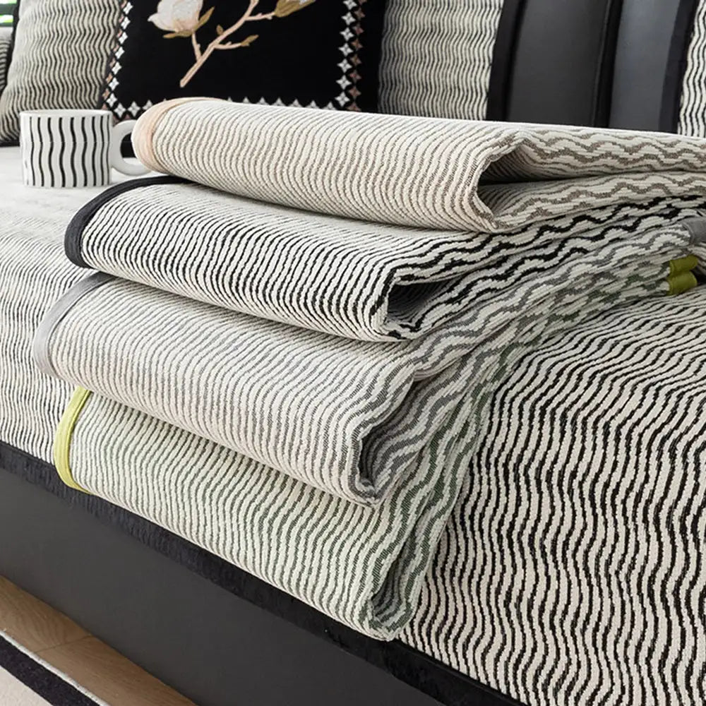 Alljahres-Chenille atmungsaktive Sofa-Schutzhülle rutschfest