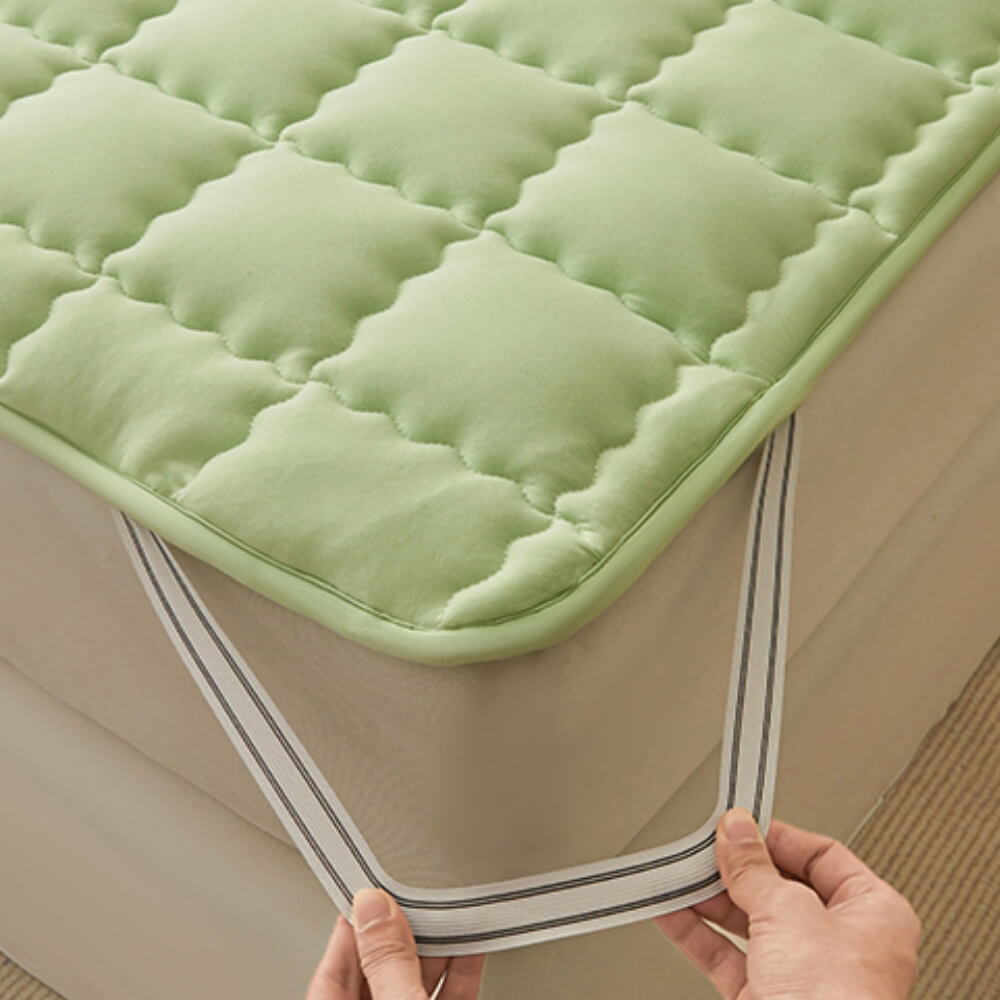 Alljahres Atmungsaktive Gesteppte Rutschfeste Matratzenauflage