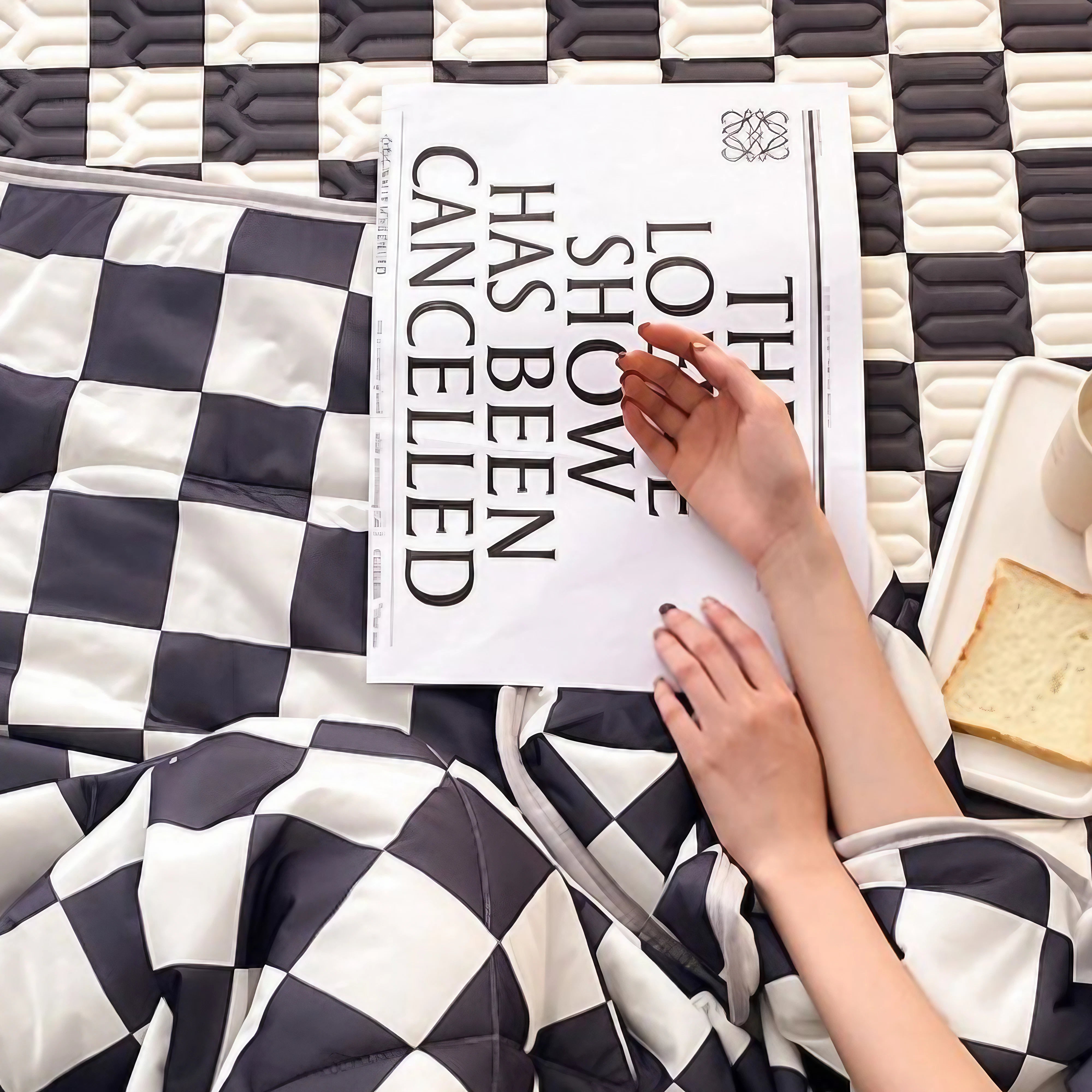 Matratze und Kissenbezug 3-teiliges Set mit Schachbrettmuster aus Eisseide Latex