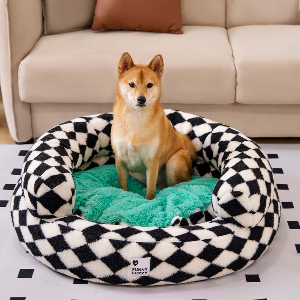Klassisches Waschbares Hundebett mit Nackenrolle im Argyle-Stil in Donut-Form - Cozy Haven