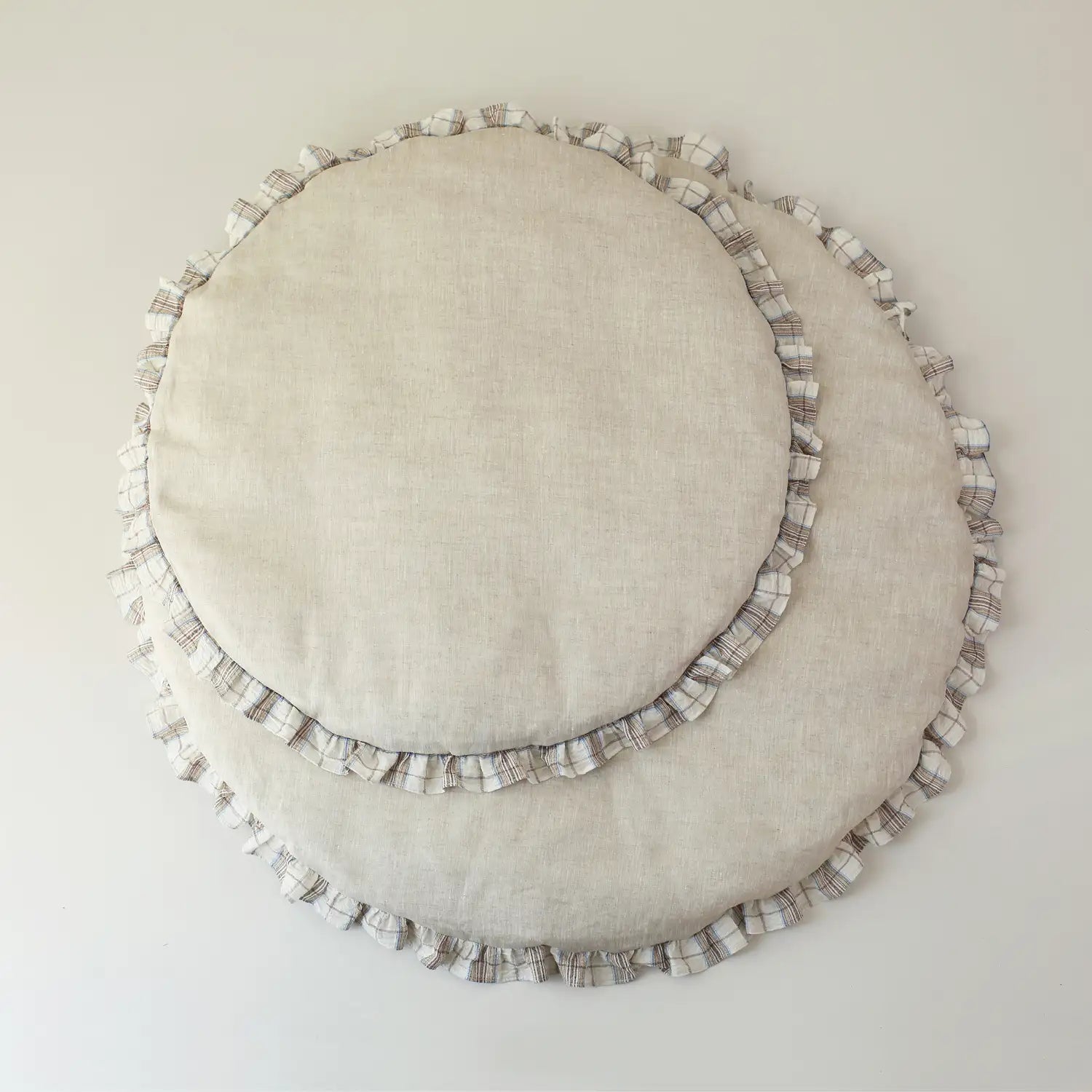 Landhausstil Karohundematte mit rutschfester Rundform - Großer Raum