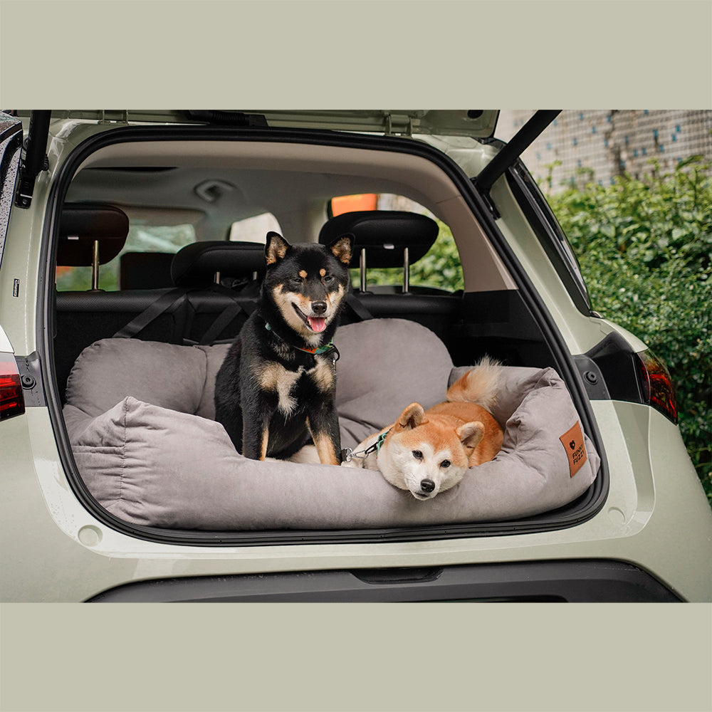 Großes Wasserdichtes Bequemes Hundebett für Autorücksitz