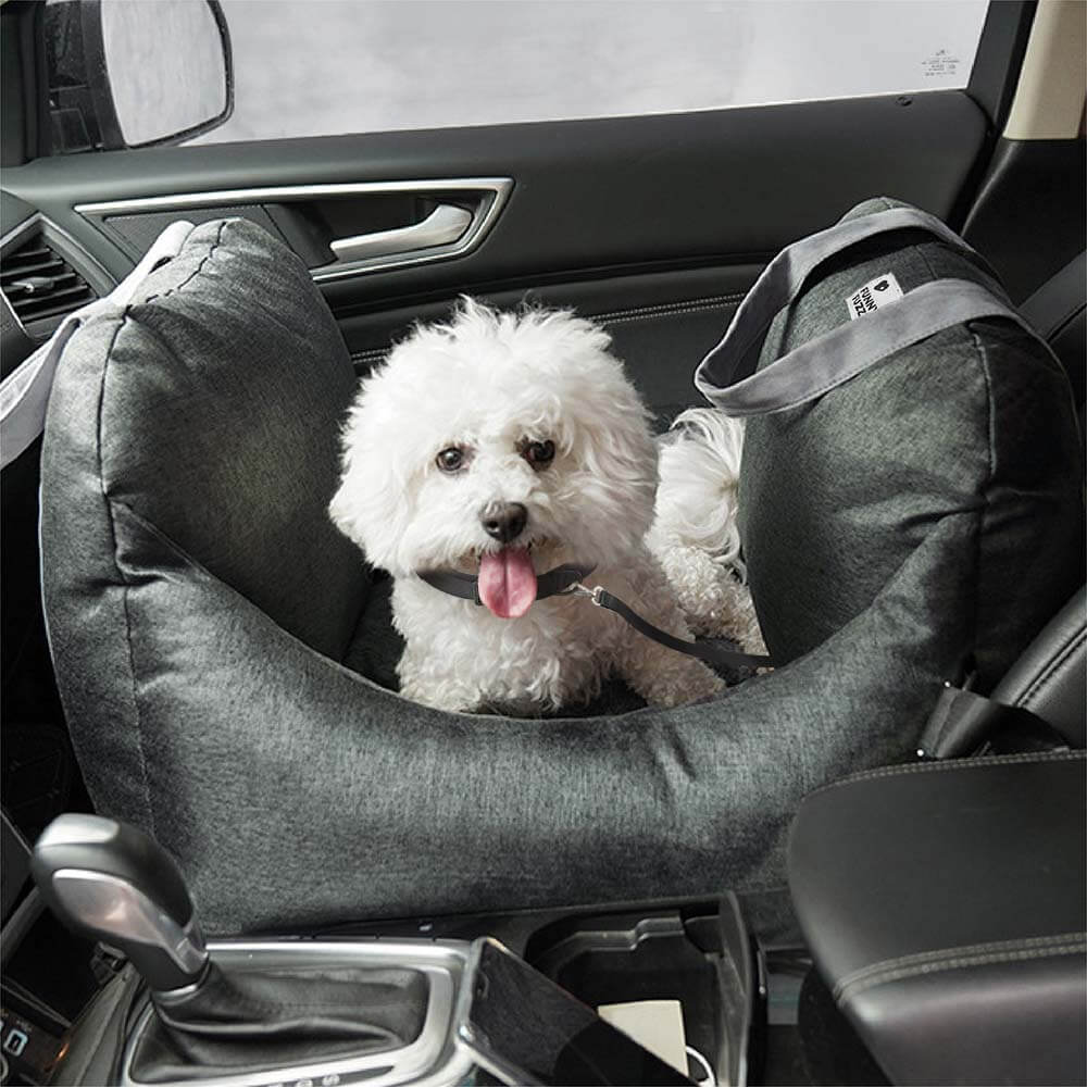 Hundebett im Autositz-Design mit Vintage Herzen und Schachbrettmuster