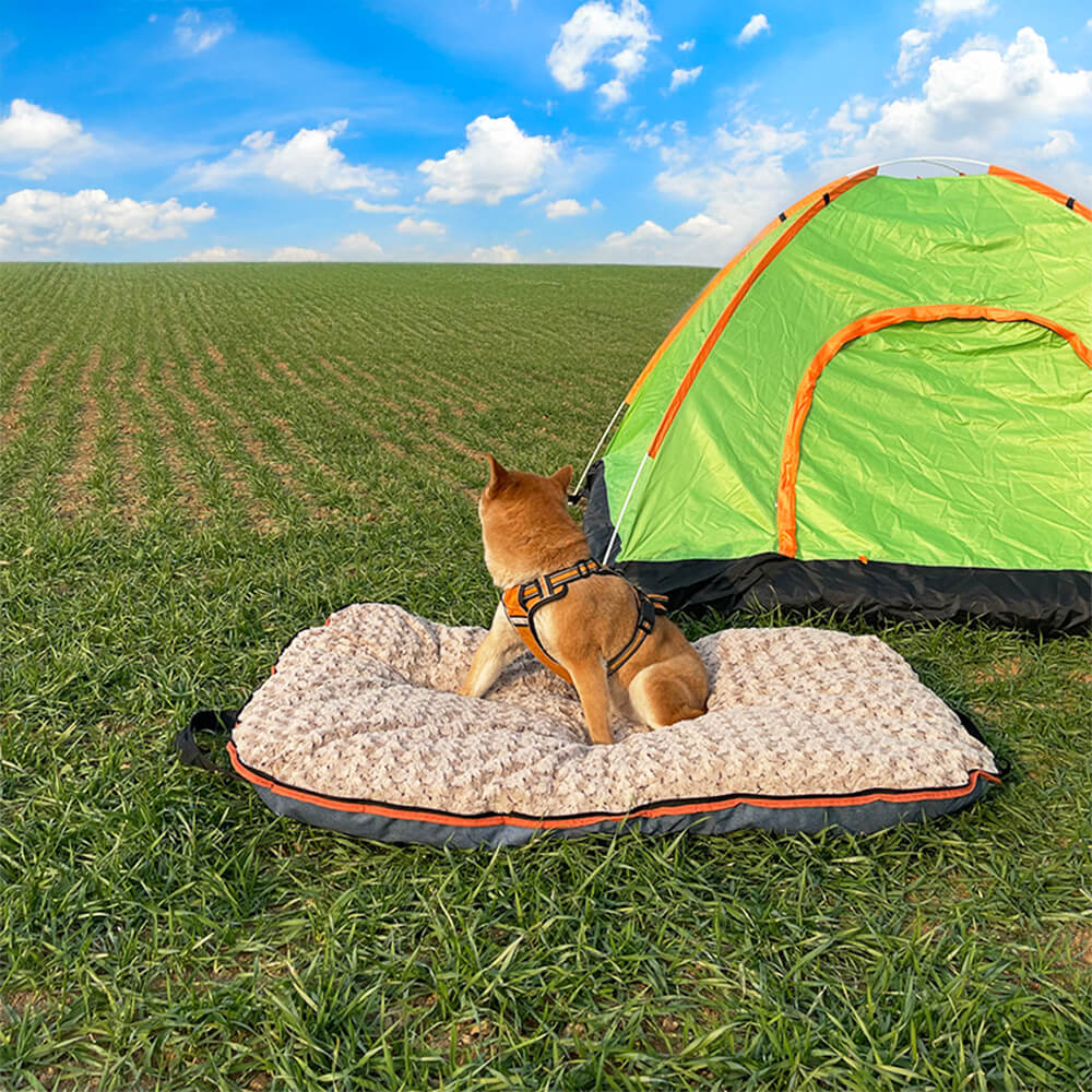 Faltbare wasserdichte Outdoor-Reißverschluss Tragbare Hundematte