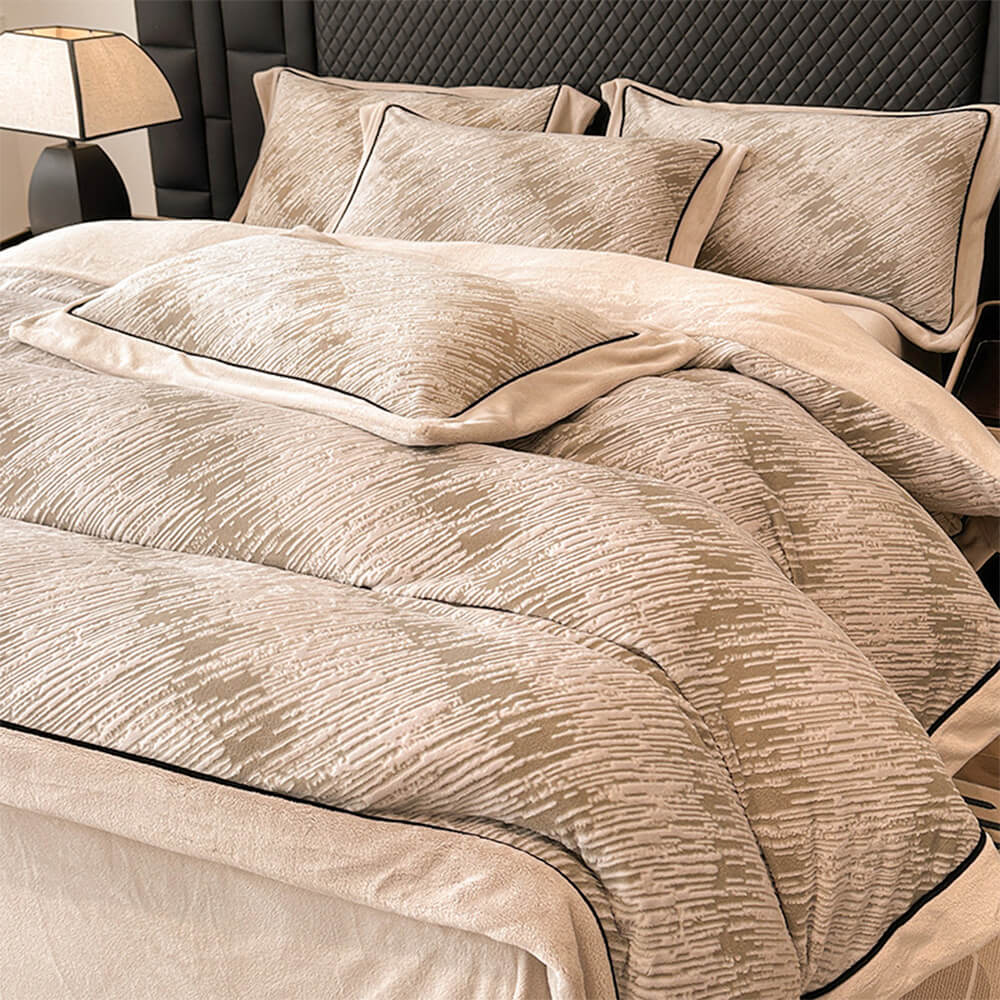 Luxuriöses Doppelseitiges Warmes Bettlakenset aus Milchsamt