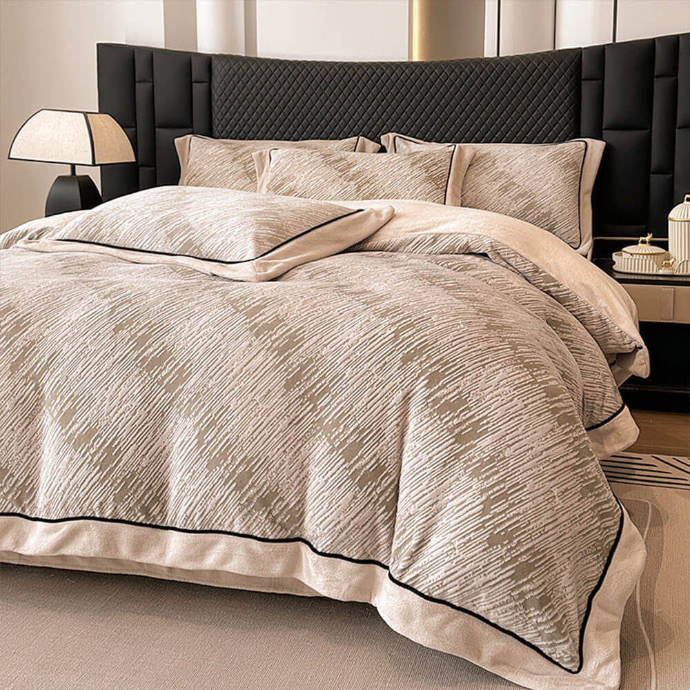 Luxuriöses Doppelseitiges Warmes Bettlakenset aus Milchsamt