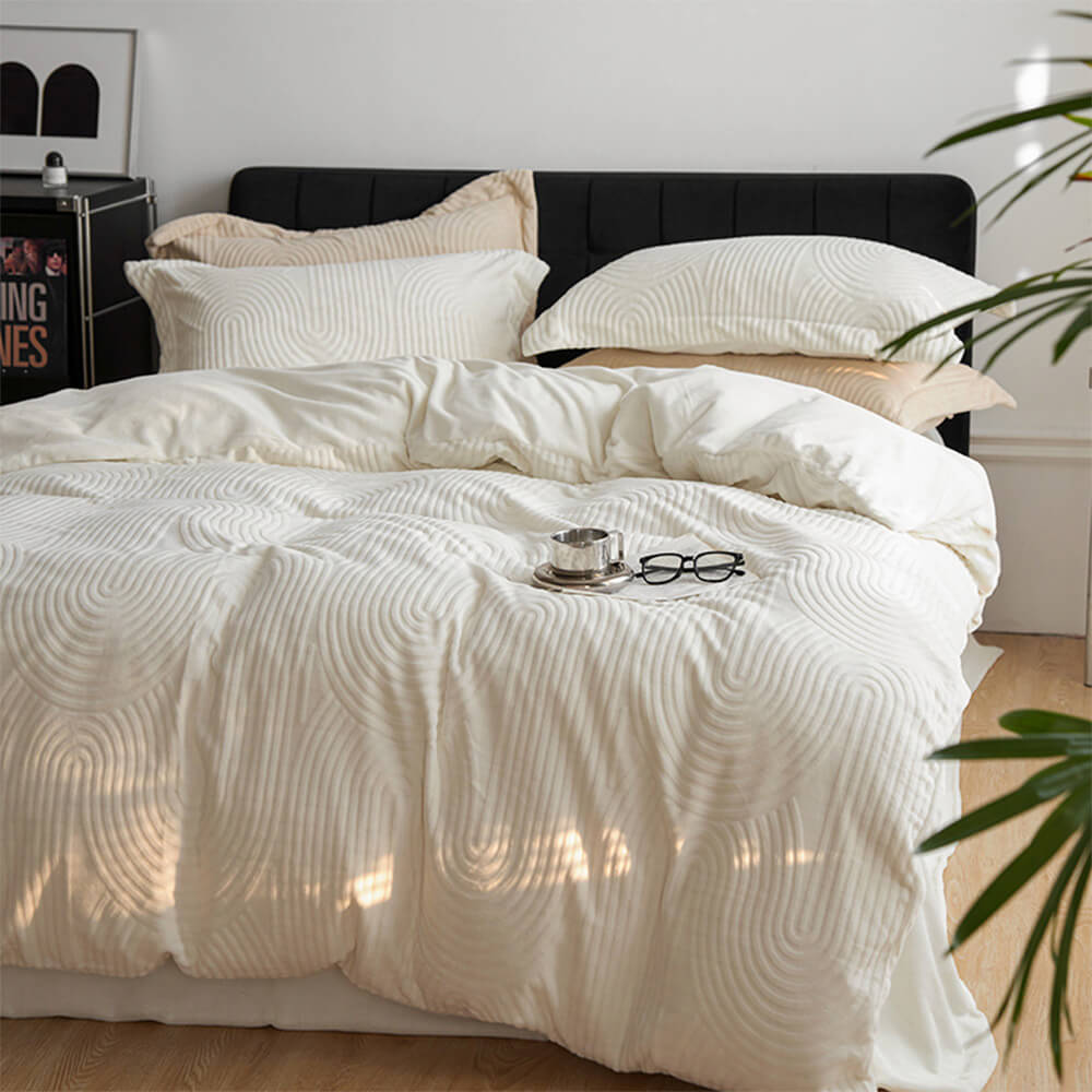 Weiches Strukturiertes Elegantes Minimalistisches Bettwäscheset aus Milchsamt