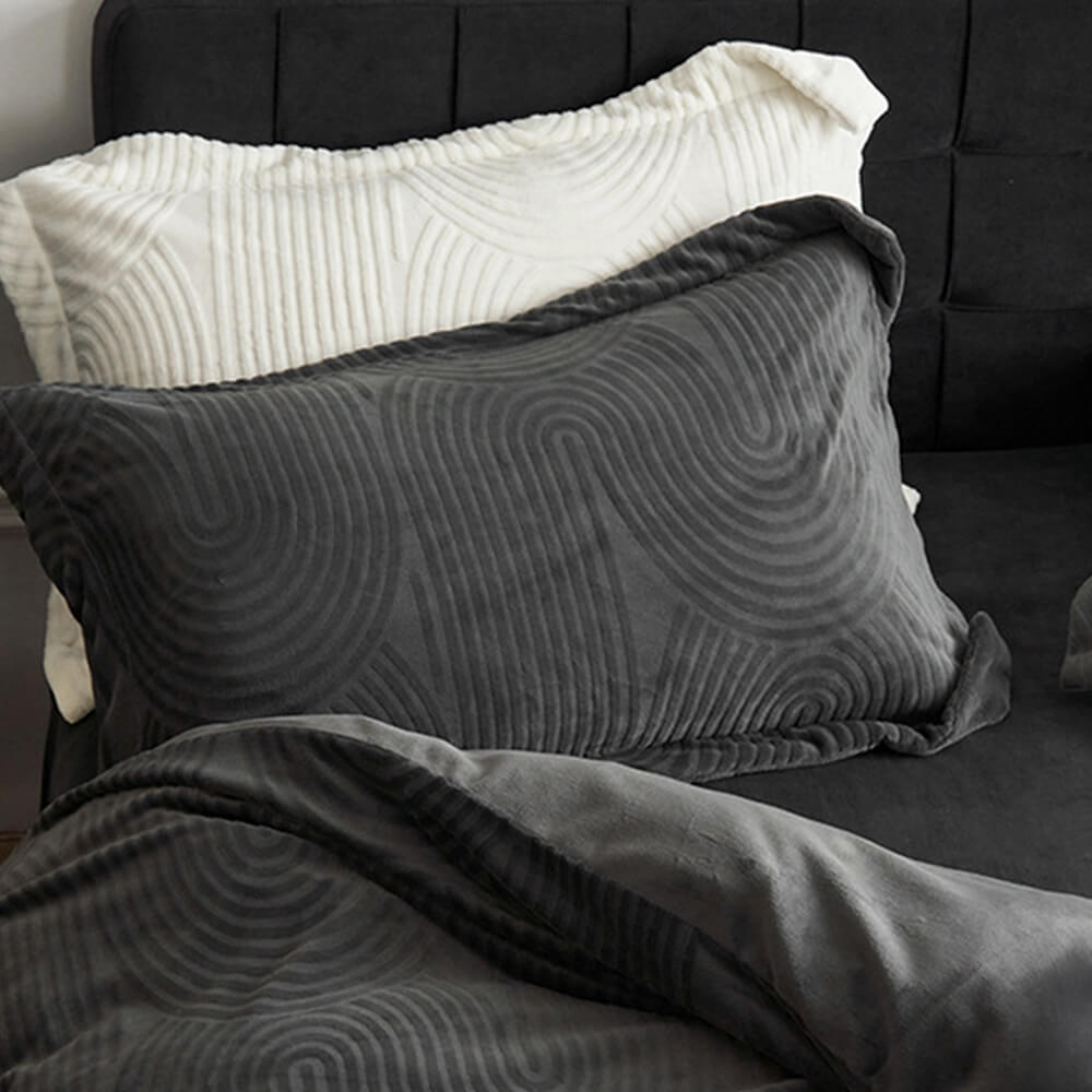 Weiches Strukturiertes Elegantes Minimalistisches Bettwäscheset aus Milchsamt