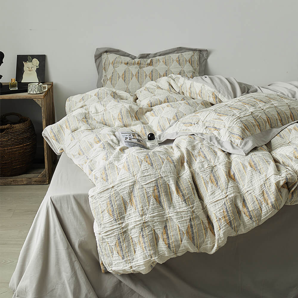 Diamant-Jacquard Doppelschicht Falten-Bettwäsche-Set