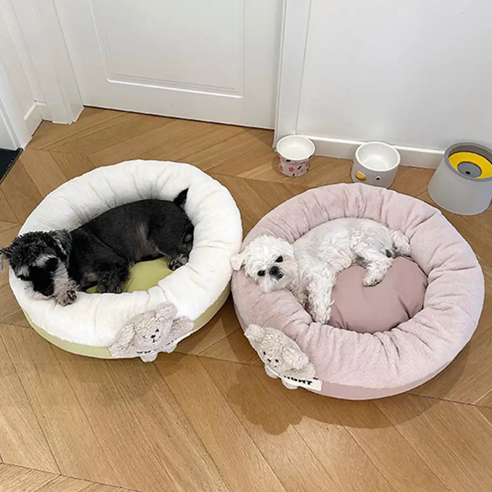Gute Nacht Tiefschlaf Rundum Beruhigendes Hundebett mit Bären-Spielzeug