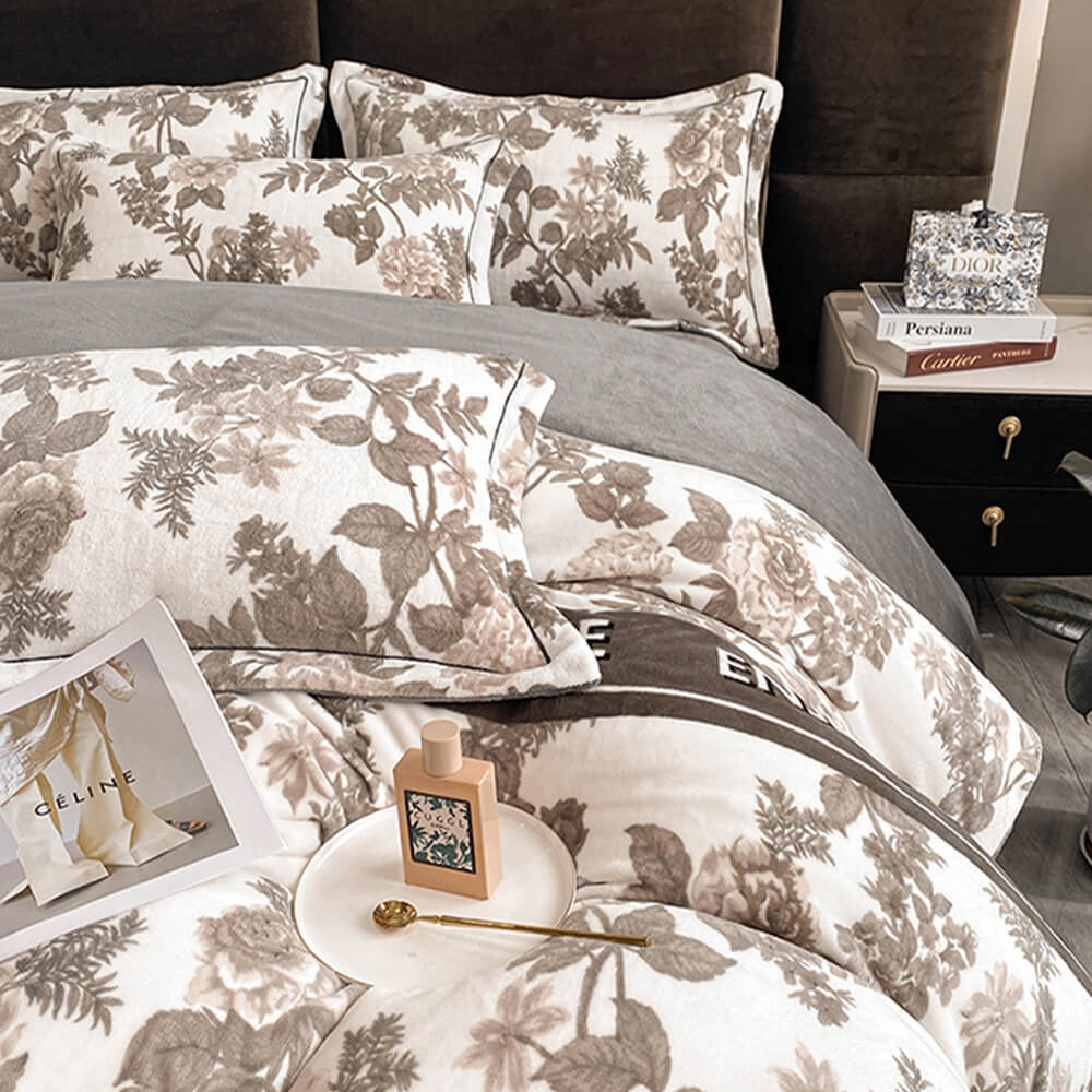 Elegantes Antistatisches  Wärmendes Bettlakenset aus Milchsamt im europäischen Stil