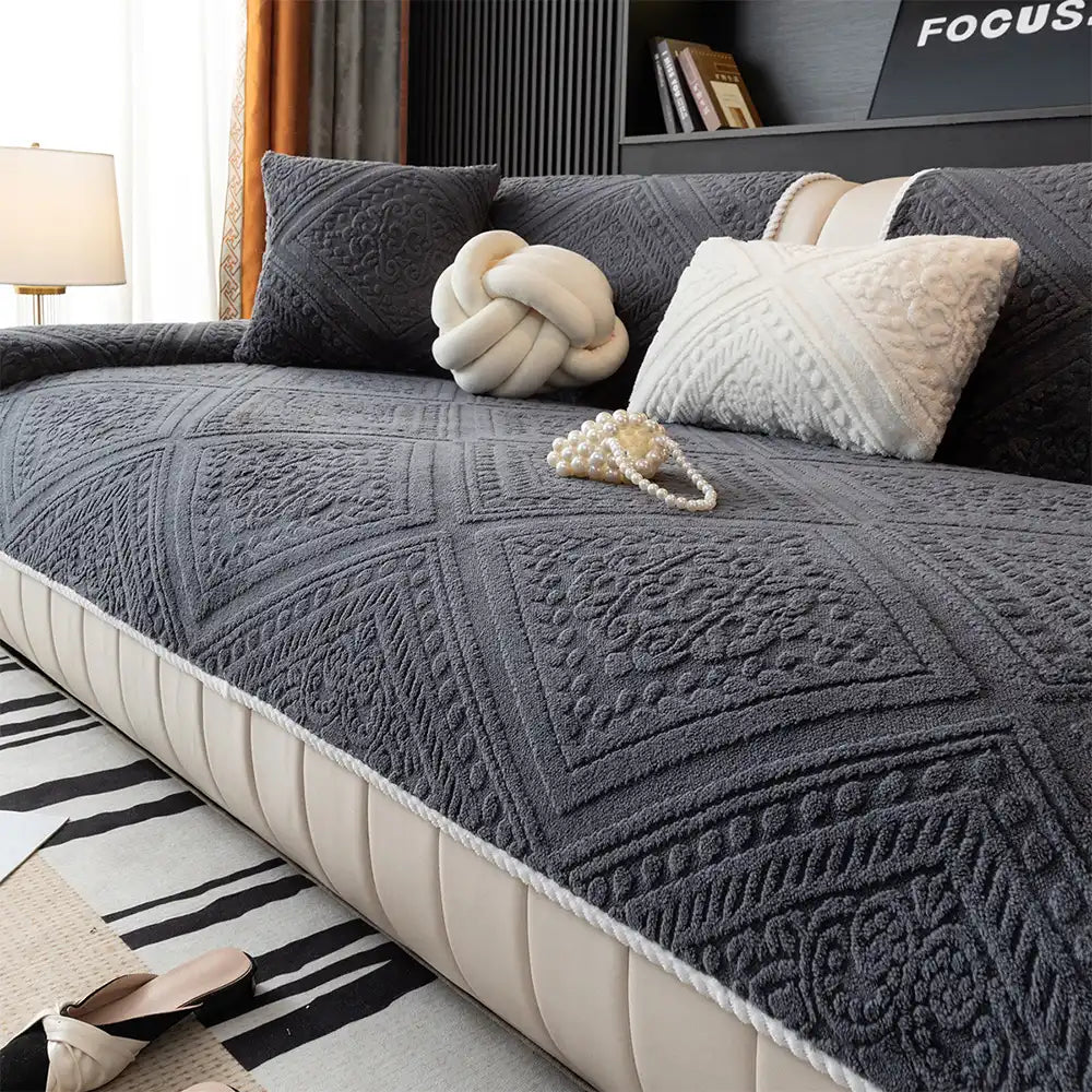 Ganzjahres-Nordic-Style-gestepptes Plüsch-Sofaüberwurf mit rutschfestem Boden