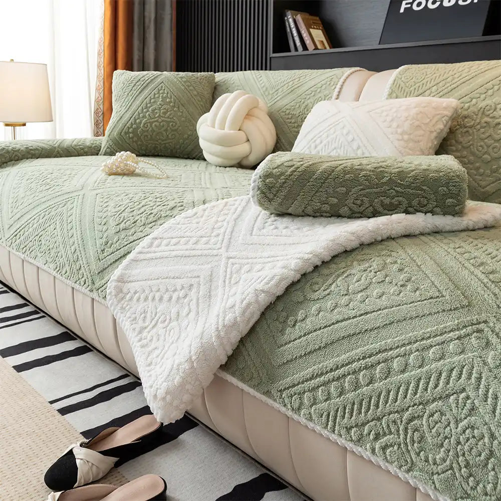 Ganzjahres-Nordic-Style-gestepptes Plüsch-Sofaüberwurf mit rutschfestem Boden