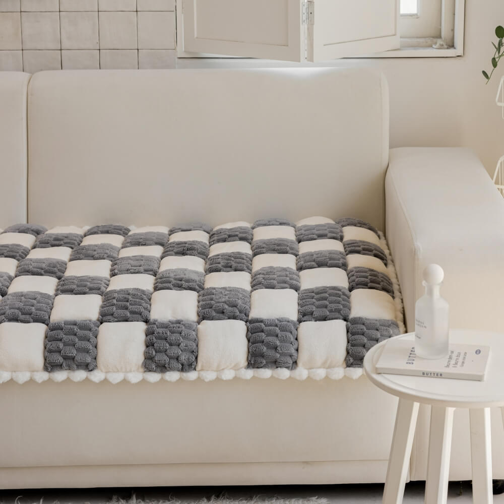 Handgefertigte Plüsch-Hundematte im Farbblock-Design – Rutschfester Sofaschutz