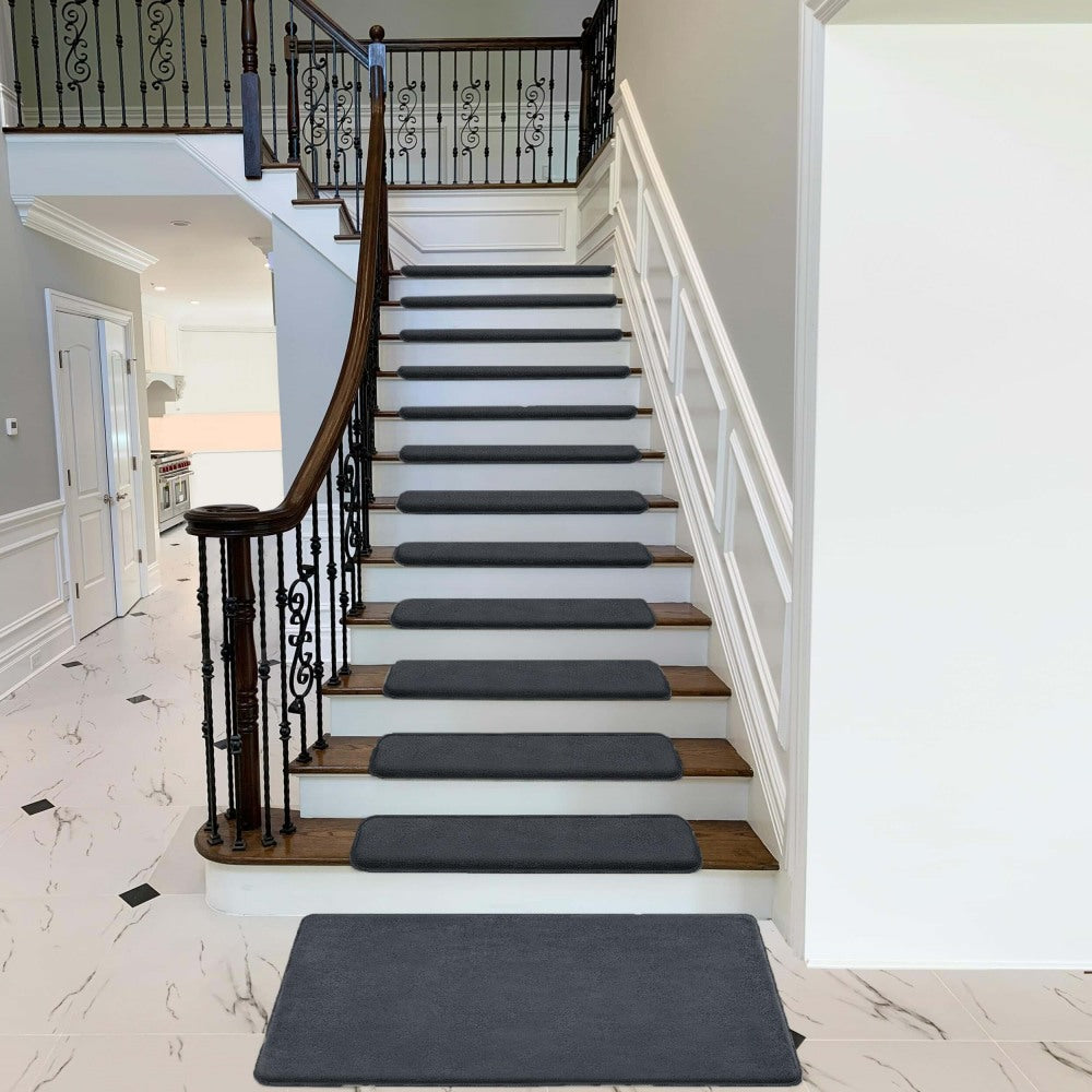 Einfarbige Plüsch-Stufenschutzbezüge Rutschfeste Klebebänder Kostenlose Teppich-Stufenauflagen