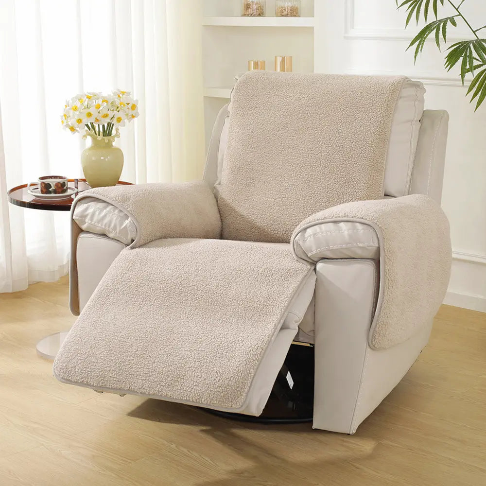 Dickes, flauschiges Faux-Sherpa-Fleece-Sesselbezug mit elastischen Riemen