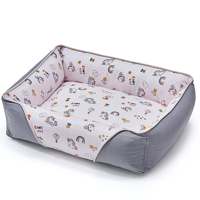 Weiches Hundebett mit Nackenschutz und Cartoon-Muster