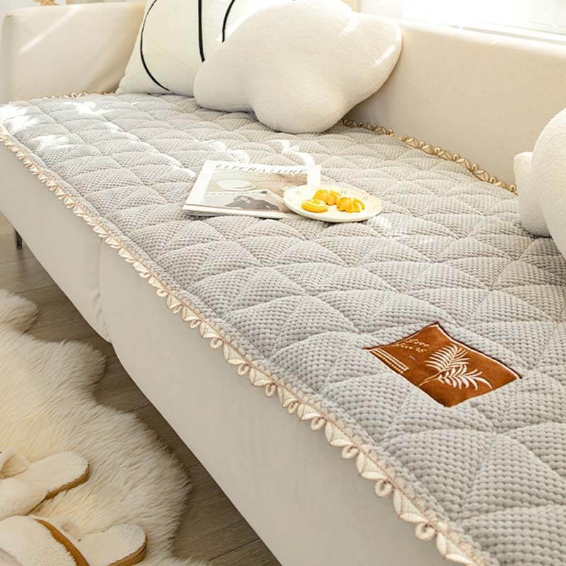 Rutschfester Sofabezug aus Chenille in Brotform