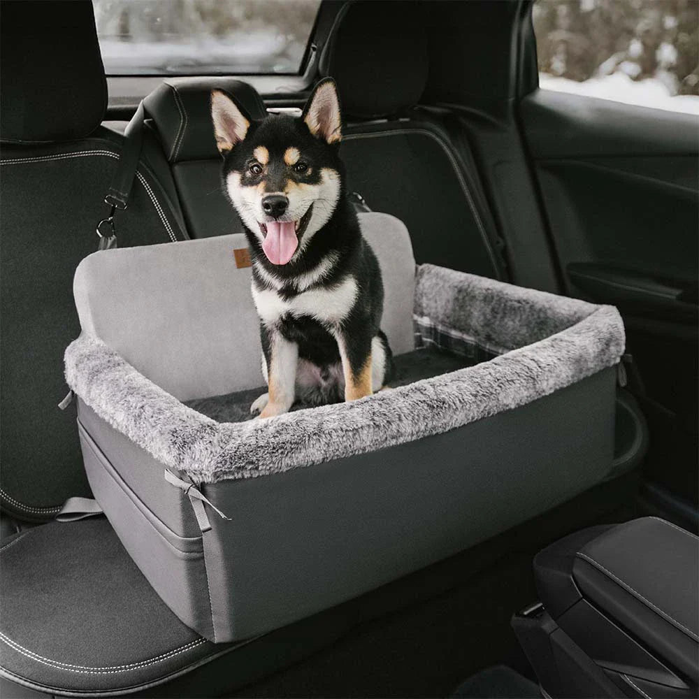 BaseCamp Ganzjahres-Hundebett fürs Auto – für sichere Reisen