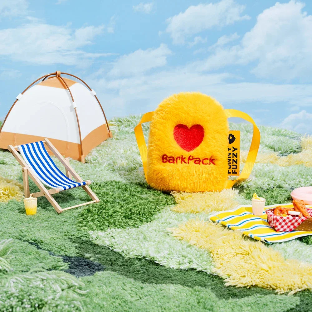 FUNNYFUZZY Schulranzen Plüsch Quietsch Hundespielzeug – BarkPack