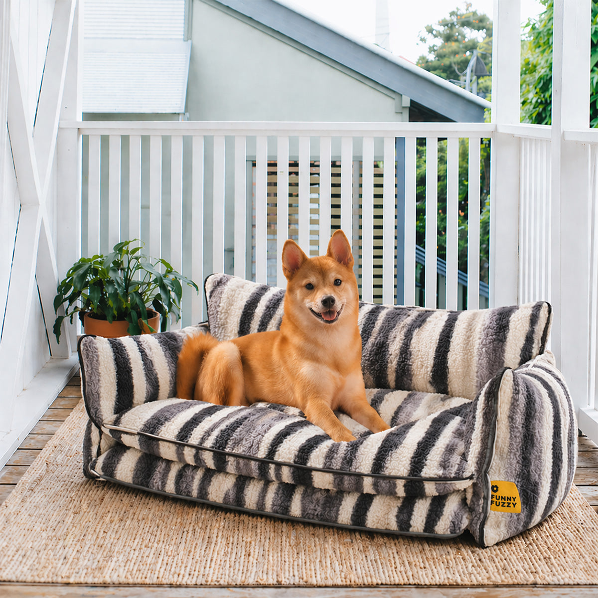 Trendige gestreifte Kunstlammfell Doppel-Layer Hund- und Katzen-Sofa-Bett - Outdoor