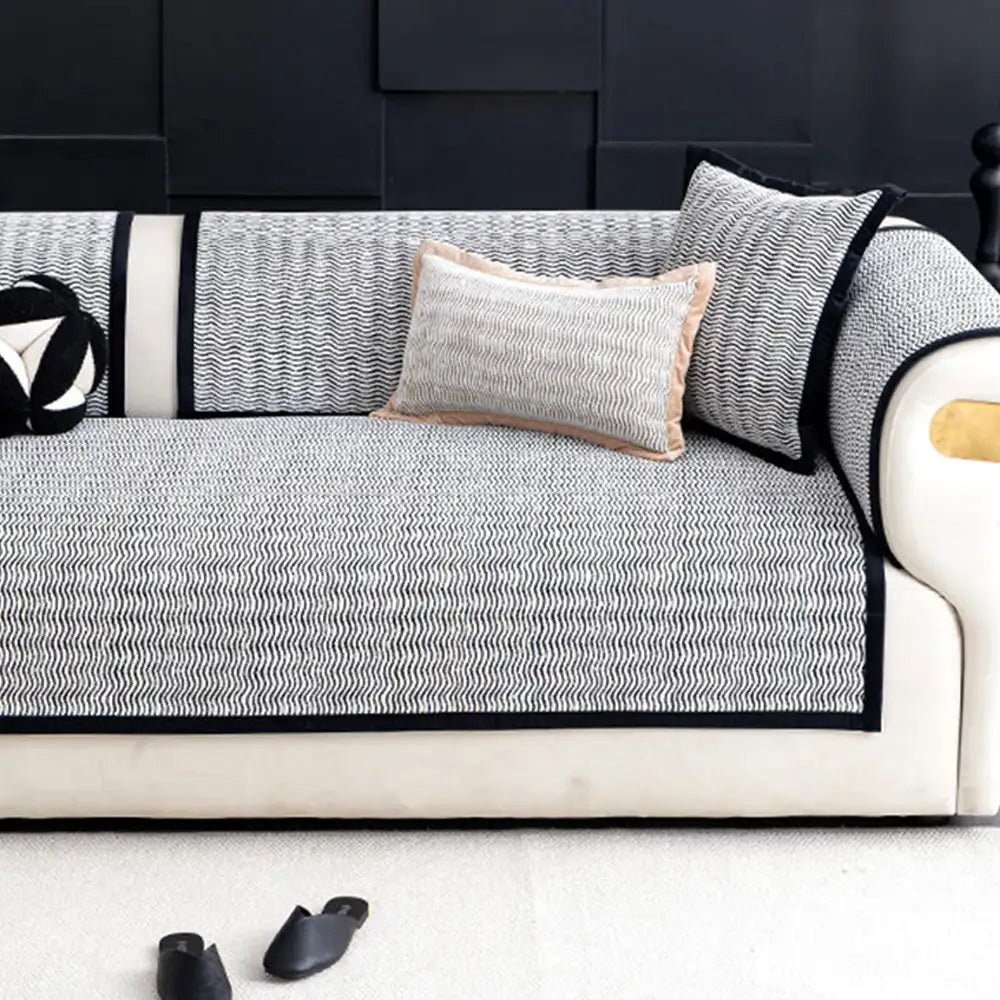 Alljahres-Chenille atmungsaktive Sofa-Schutzhülle rutschfest