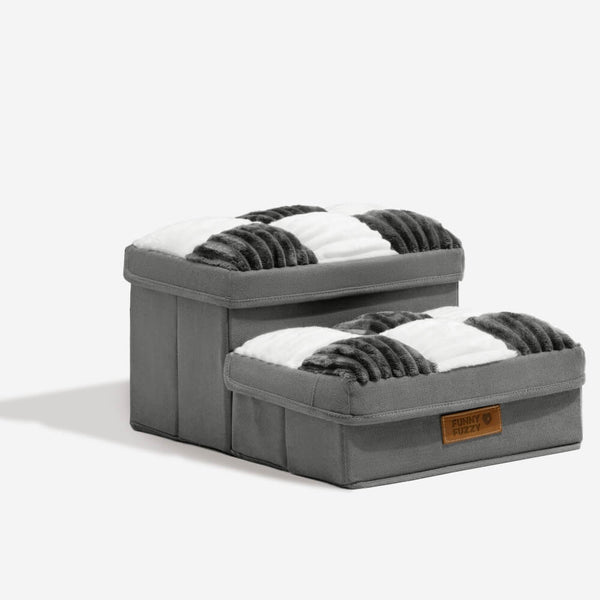 Handgefertigte Hundetreppe mit Stauraum zum Gelenkschutz