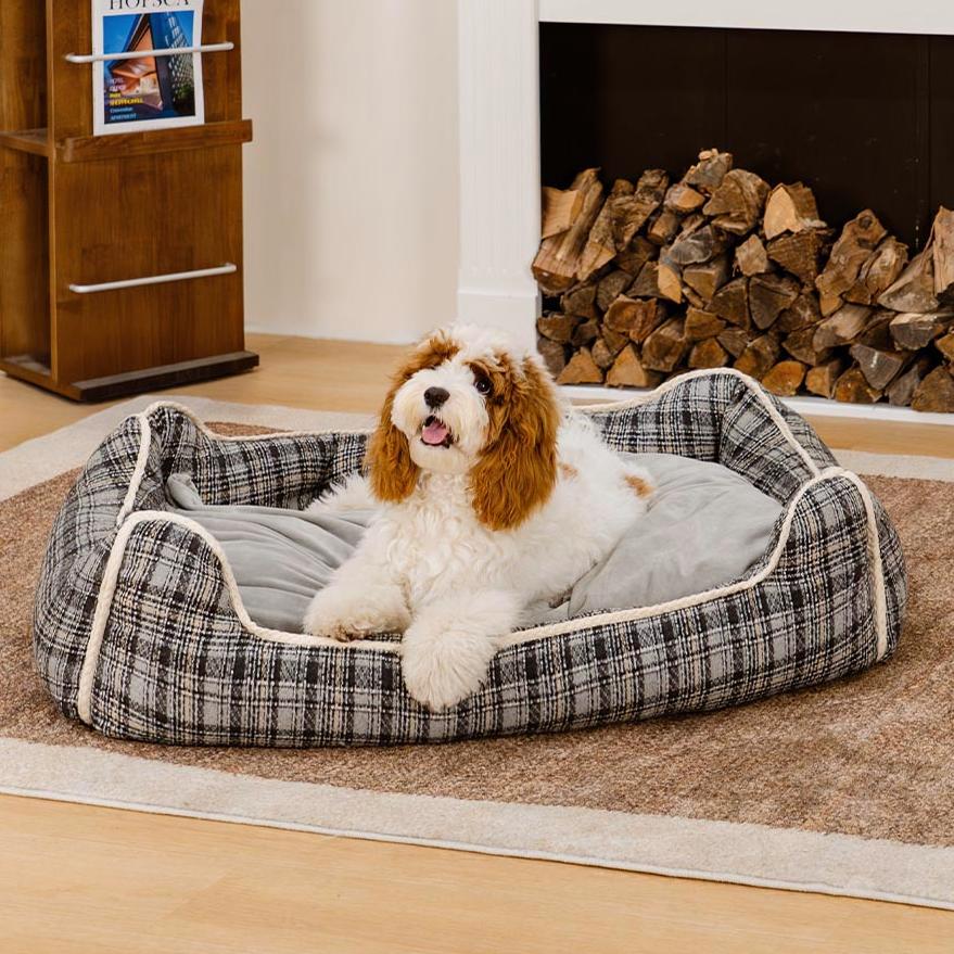 Klassisches Beruhigendes Hundebett im Retro-Karomuster mit abnehmbarer Nackenrolle - Nostalgic Retreat