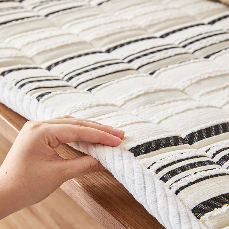 Gemütlicher Chenille gestreifter Plüsch-Sofaschoner, rutschfester Couchschutz für Haustiere
