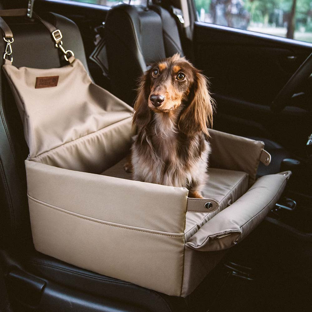 Erhöhtes Deluxe-Autositzbett für Hunde aus Kunstleder - Urban Voyager