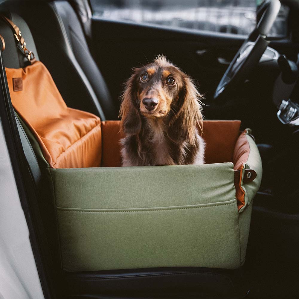 Erhöhtes Deluxe-Autositzbett für Hunde aus Kunstleder - Urban Voyager