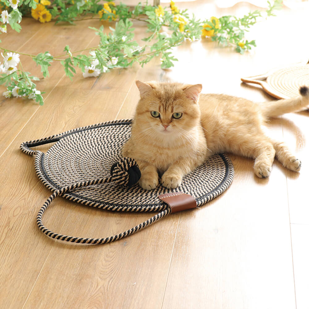 Haltbare Katzenschmatte mit Katzenohren und Spielball