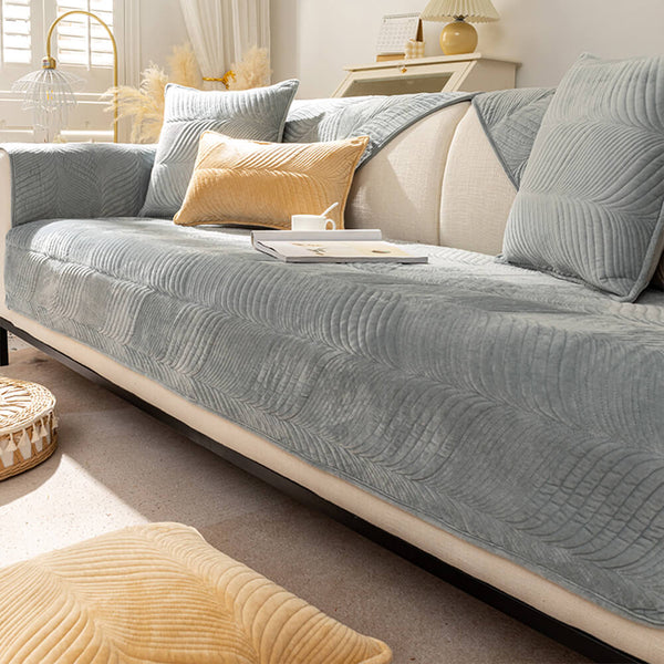 Warmer Rutschfester Sofabezug aus Plüsch mit Blattmuster