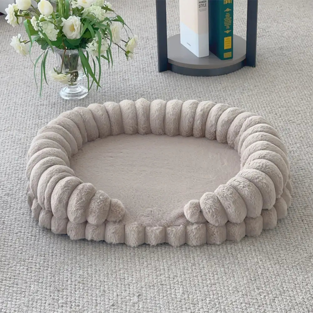 Fluffiges, dickes, warmes Hundesofa in ovaler Form – Beruhigend & komfortabel