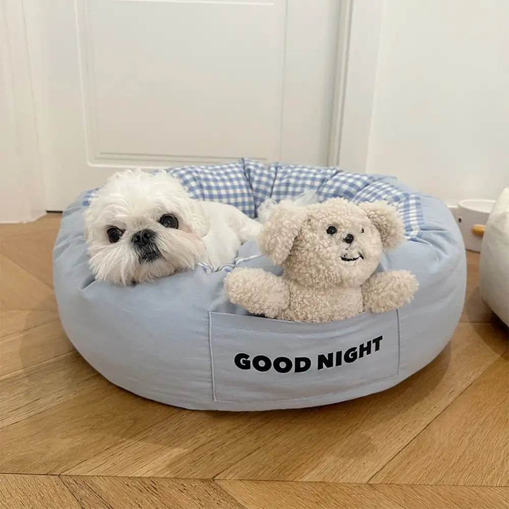 Gute Nacht Tiefschlaf Rundum Beruhigendes Hundebett mit Bären-Spielzeug