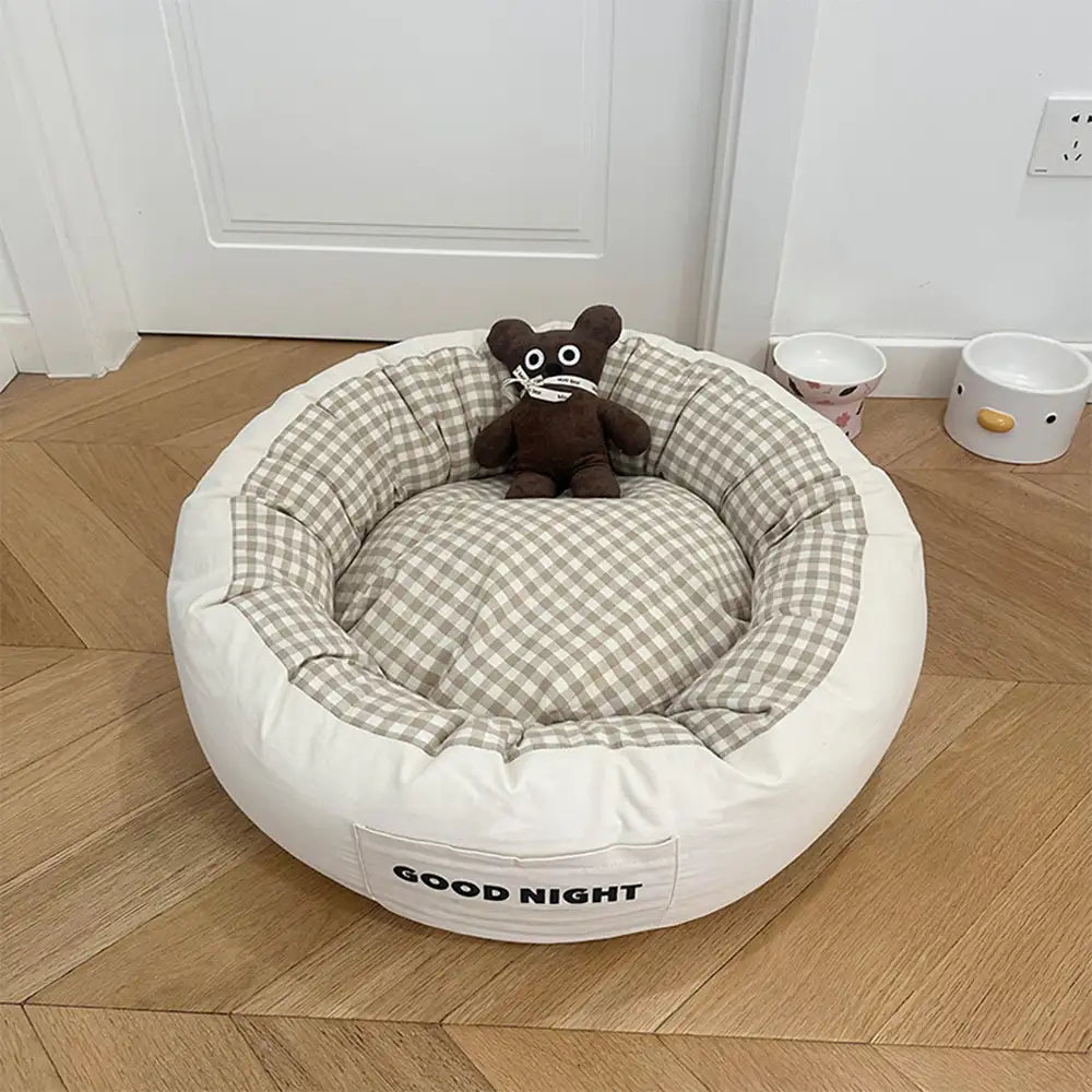 Gute Nacht Tiefschlaf Rundum Beruhigendes Hundebett mit Bären-Spielzeug