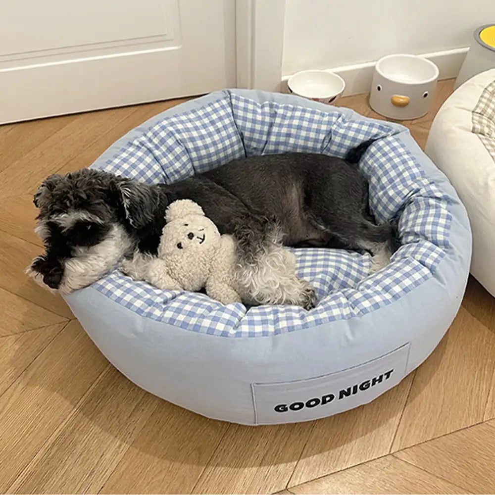 Gute Nacht Tiefschlaf Rundum Beruhigendes Hundebett mit Bären-Spielzeug