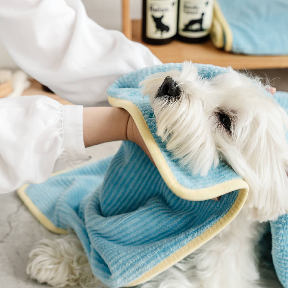 Weiches Gestreiftes Schnelltrocknendes Saugfähiges Hundebademantel-Handtuch