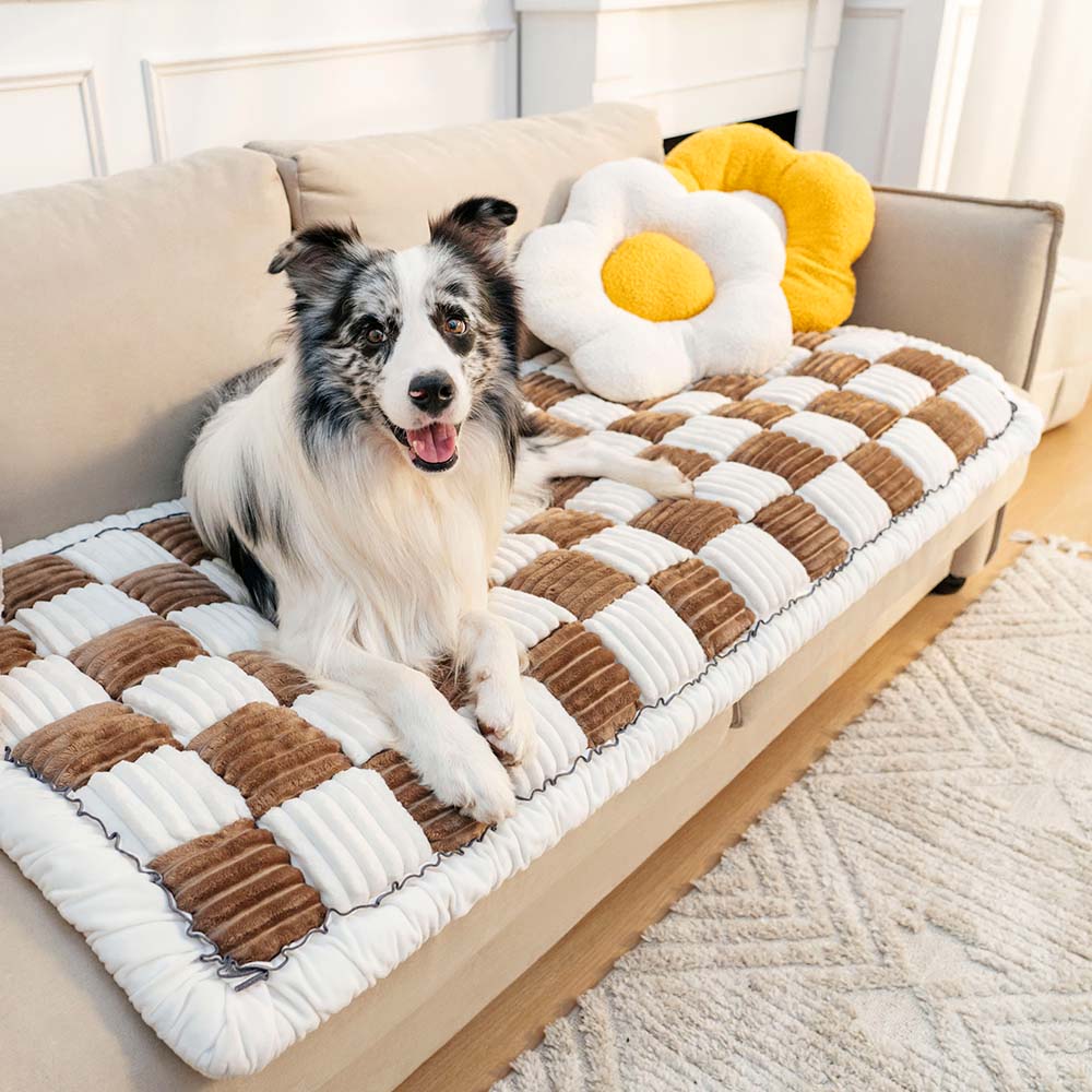 Cremefarbener großer karierten quadratischer fuzzy Haustier Hundematte Bett Ecksofa Couchbezug