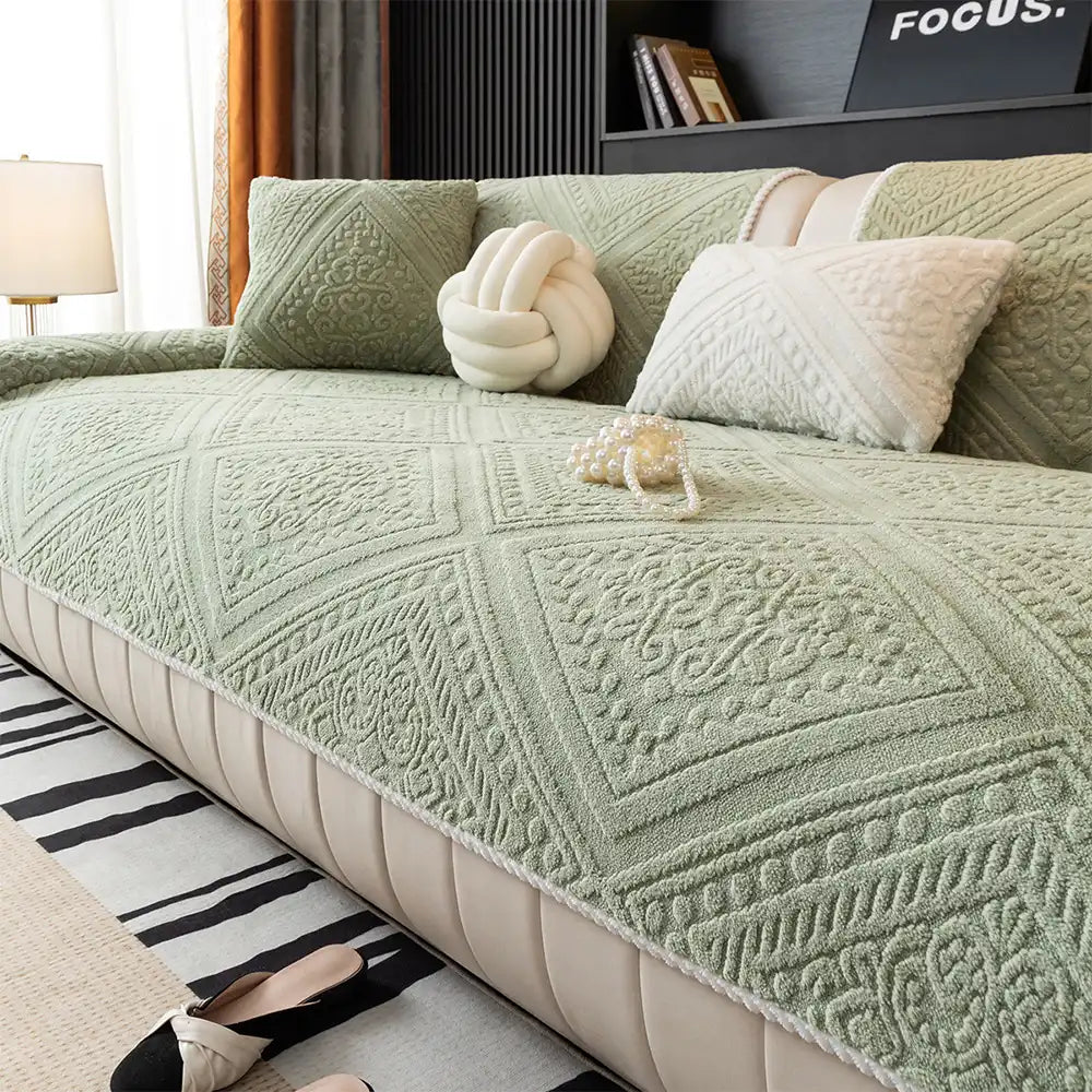 Ganzjahres-Nordic-Style-gestepptes Plüsch-Sofaüberwurf mit rutschfestem Boden