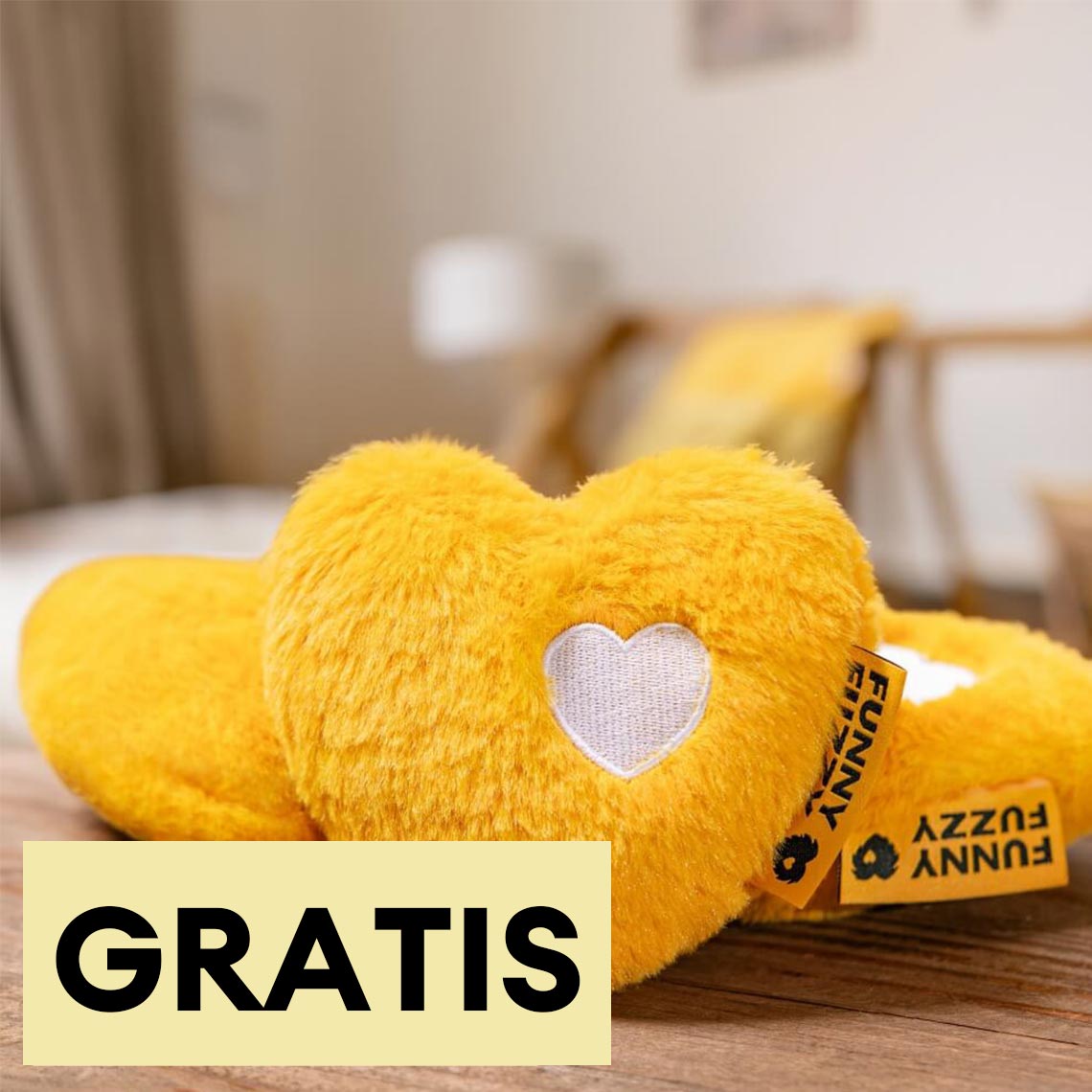 FunnyFuzzy Quietsch-Hundespielzeug aus Plüsch in Herzform