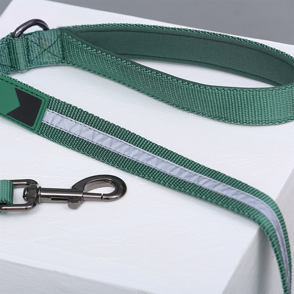 Nylon verstellbares reflektierendes nicht ziehendes Hundegeschirr mit Halsband und Leine