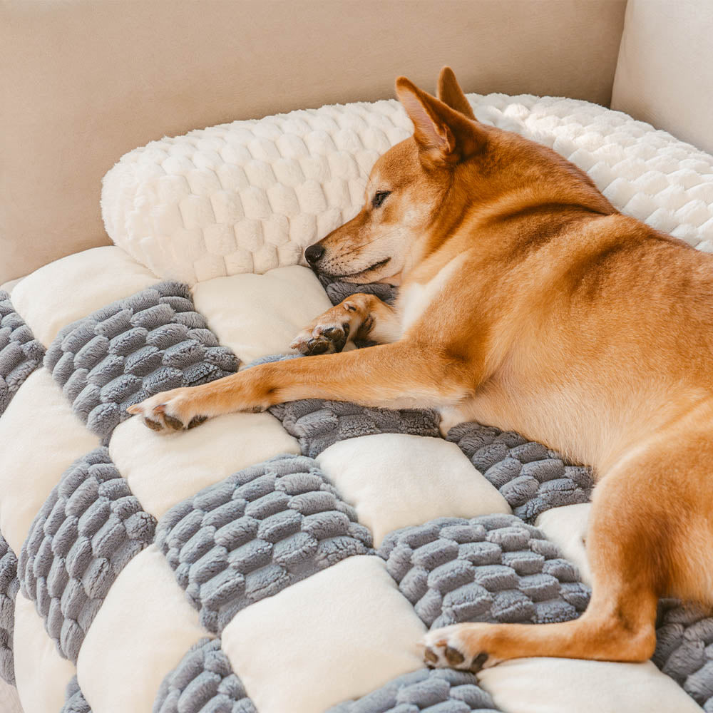 Gemütliche Sofaschutzmatte für Hunde mit Karomuster - SnugPad