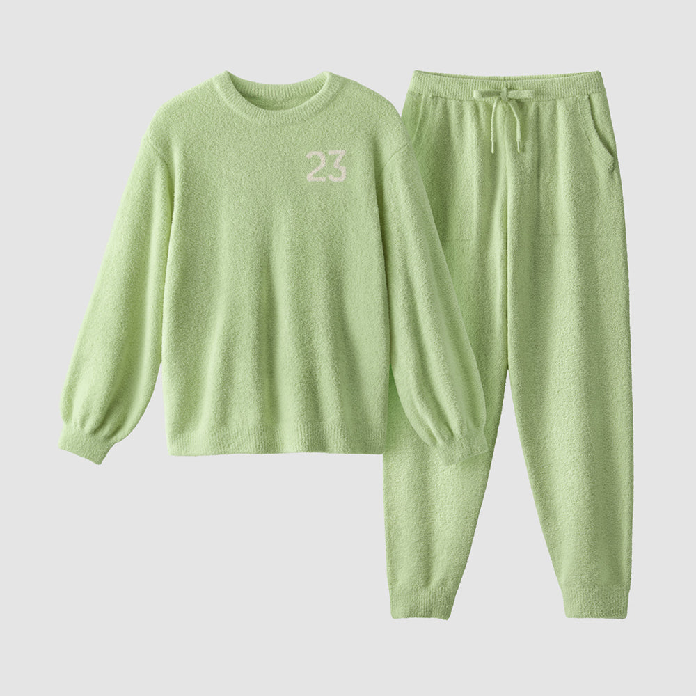 Gemütliches Passendes Loungewear-Set aus Strick und lockigem Plüsch für Haustiere und Besitzer