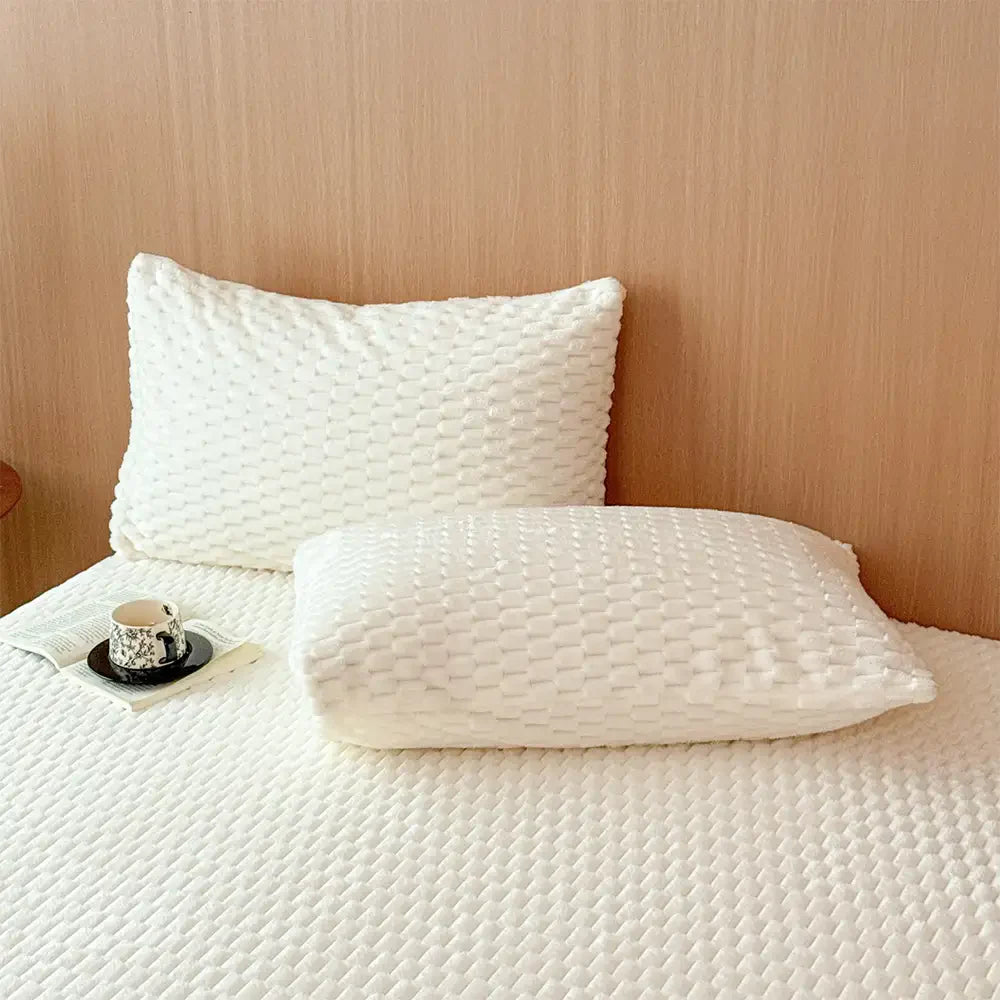 Weicher Plüsch hautfreundlicher Matratzenschoner Bettwäsche Spannbettlaken-Set